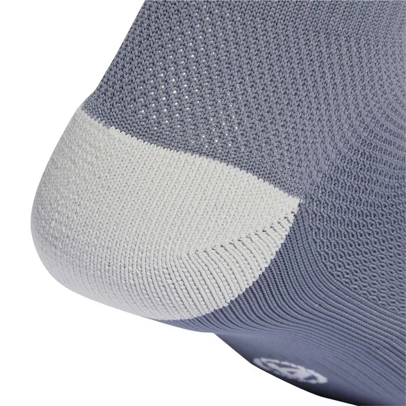 Adidas IB7816 futbola getras, pelēkā krāsā